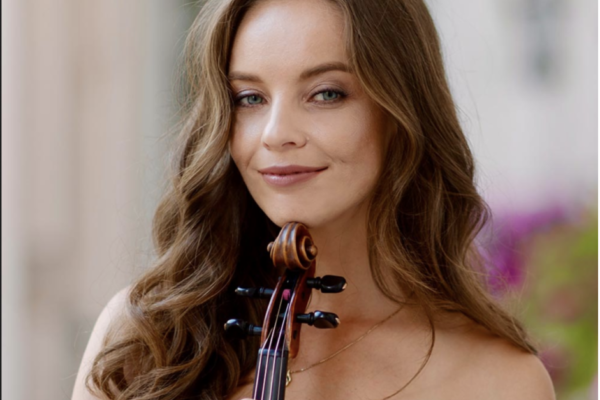 Portrait of violinist Myroslava Khomik